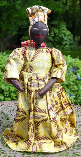 Trachten puppe aus senegal - aus,