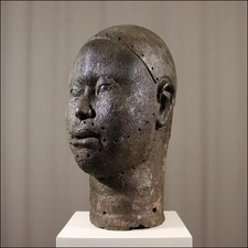 89763) Bronze Königin-Kopf